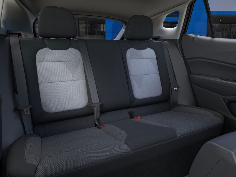 Chevrolet Trax Vehicle Full-screen Gallery Image 17