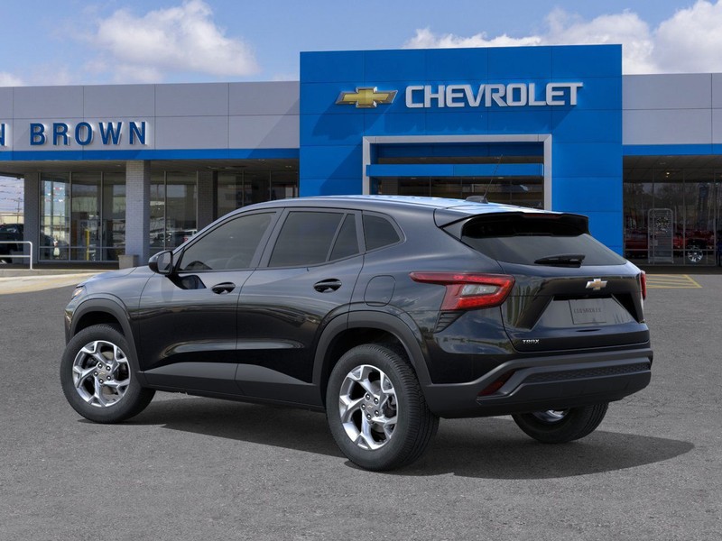 Chevrolet Trax Vehicle Full-screen Gallery Image 3