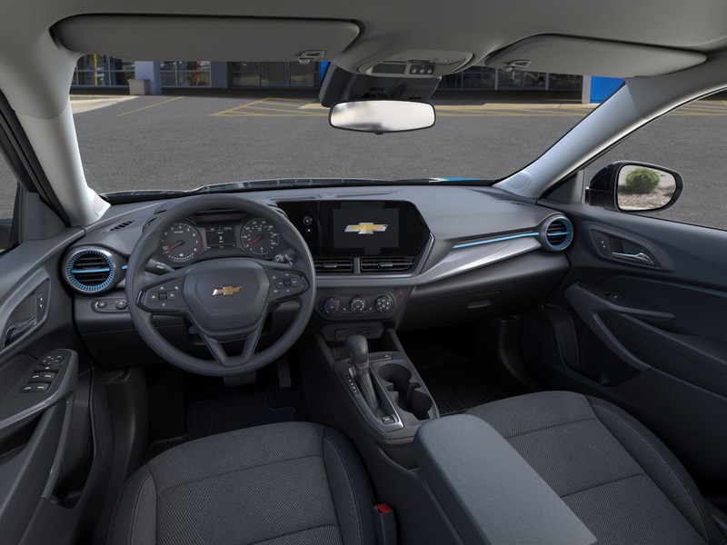 Chevrolet Trax Vehicle Full-screen Gallery Image 15