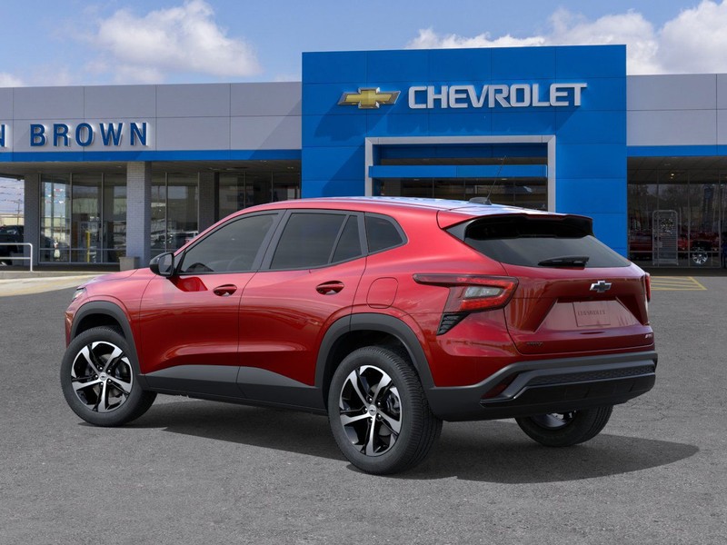 Chevrolet Trax Vehicle Full-screen Gallery Image 3