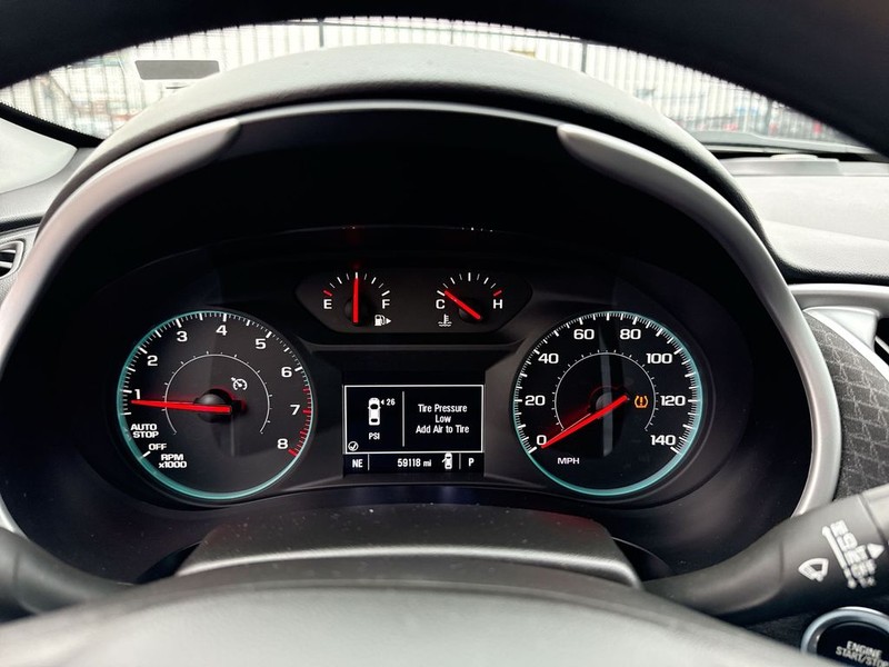 Chevrolet Malibu Vehicle Full-screen Gallery Image 13