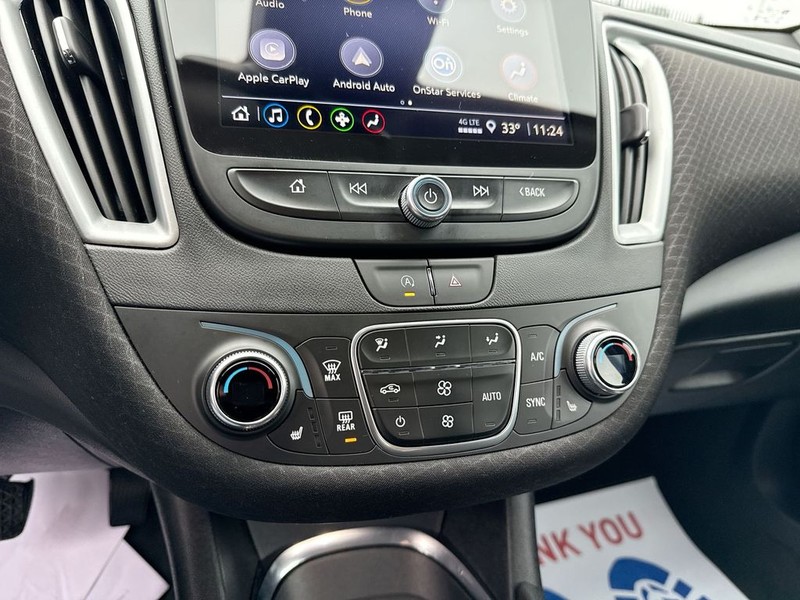 Chevrolet Malibu Vehicle Full-screen Gallery Image 20