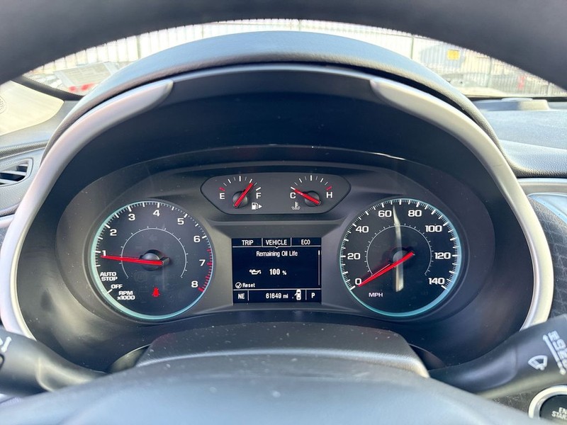 Chevrolet Malibu Vehicle Full-screen Gallery Image 19