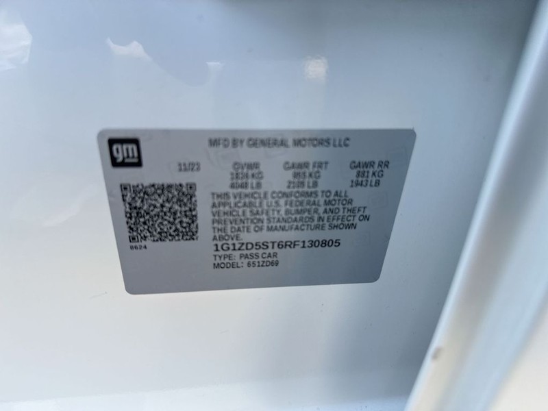 Chevrolet Malibu Vehicle Full-screen Gallery Image 40