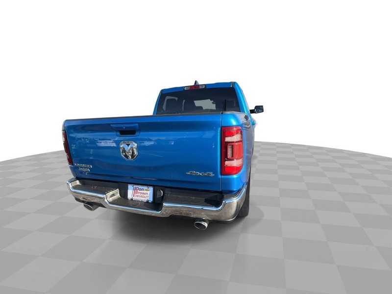 Ram 1500 Vehicle Full-screen Gallery Image 11