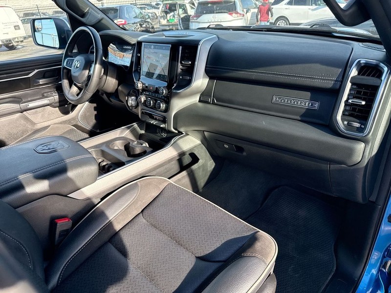 Ram 1500 Vehicle Full-screen Gallery Image 35