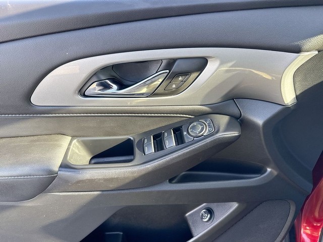 Chevrolet Traverse Vehicle Full-screen Gallery Image 29