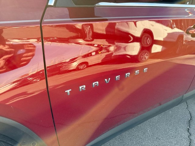 Chevrolet Traverse Vehicle Full-screen Gallery Image 38