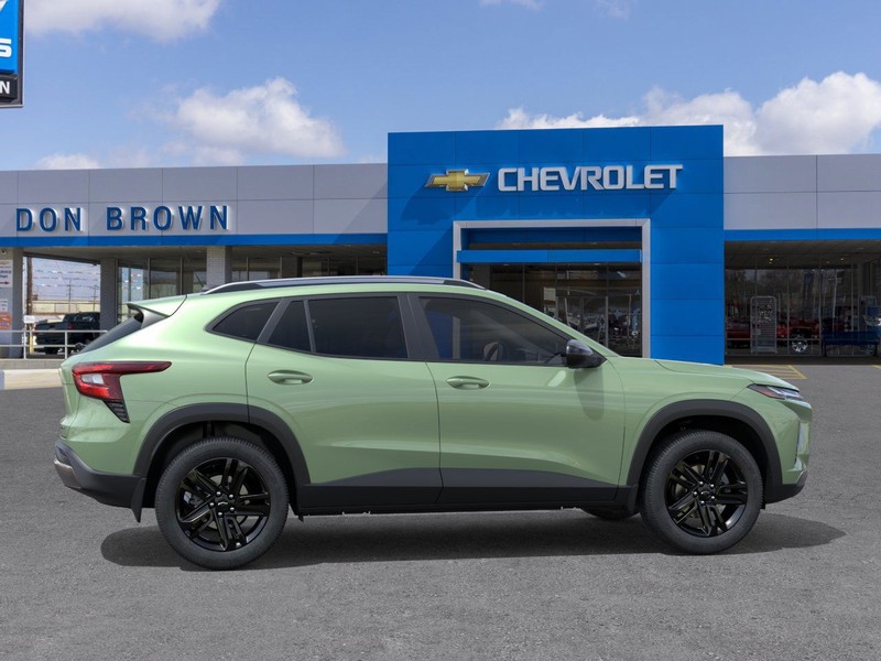 Chevrolet Trax Vehicle Full-screen Gallery Image 5