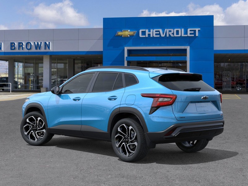 Chevrolet Trax Vehicle Full-screen Gallery Image 3