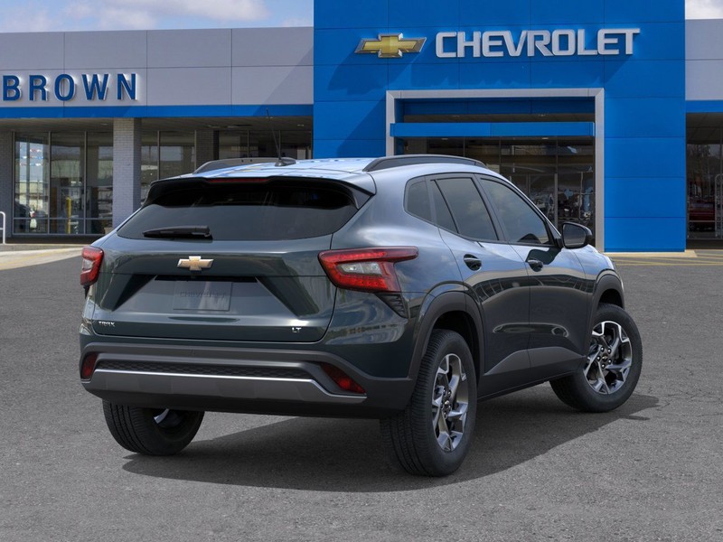 Chevrolet Trax Vehicle Full-screen Gallery Image 4