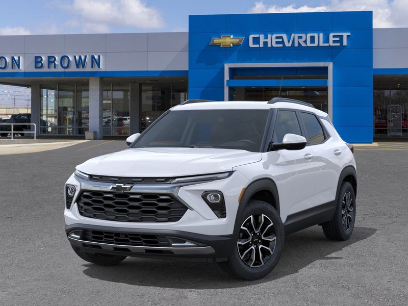 Chevrolet Trailblazer Vehicle Full-screen Gallery Image 6