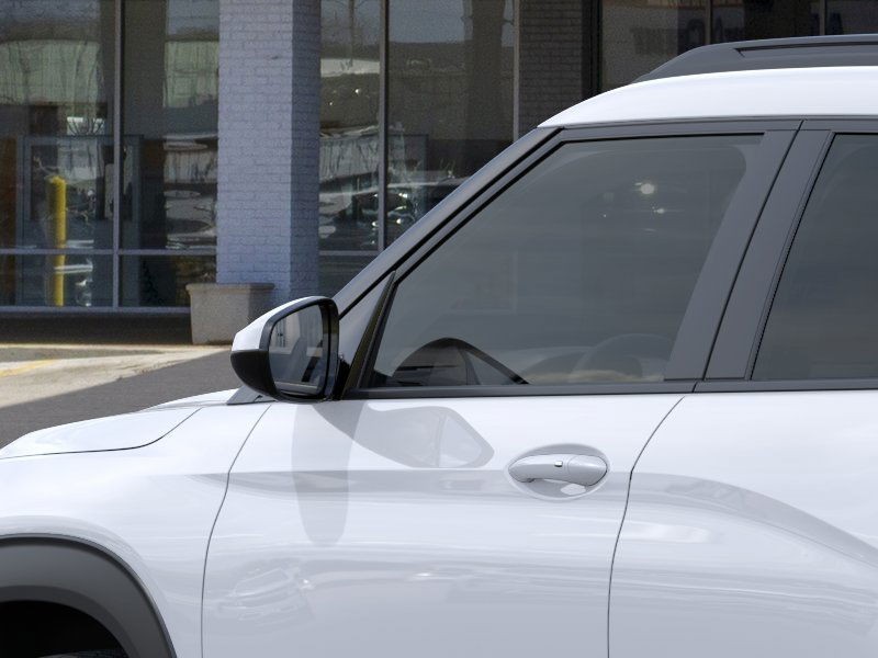 Chevrolet Trailblazer Vehicle Full-screen Gallery Image 12