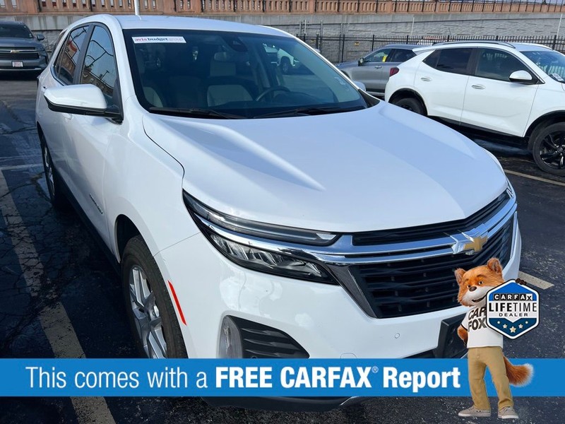 Chevrolet Equinox Vehicle Full-screen Gallery Image 3