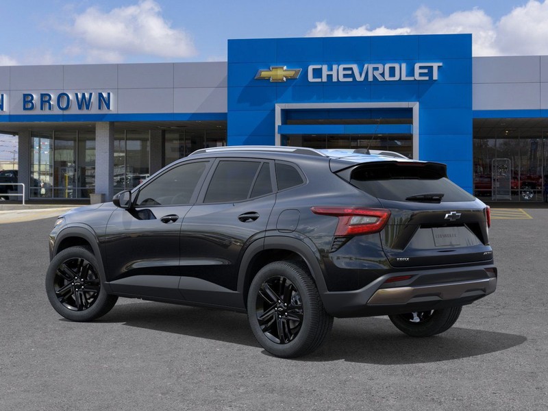 Chevrolet Trax Vehicle Full-screen Gallery Image 3