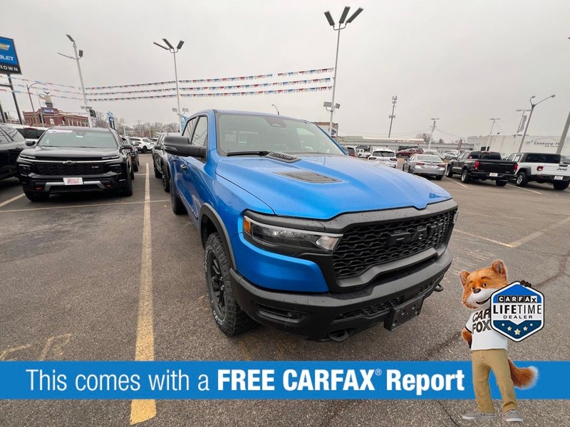 Ram 1500 Vehicle Full-screen Gallery Image 3