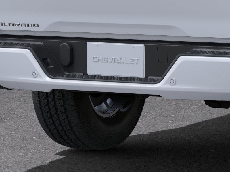 Chevrolet Colorado Vehicle Full-screen Gallery Image 14