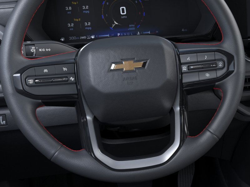 Chevrolet Colorado Vehicle Full-screen Gallery Image 19