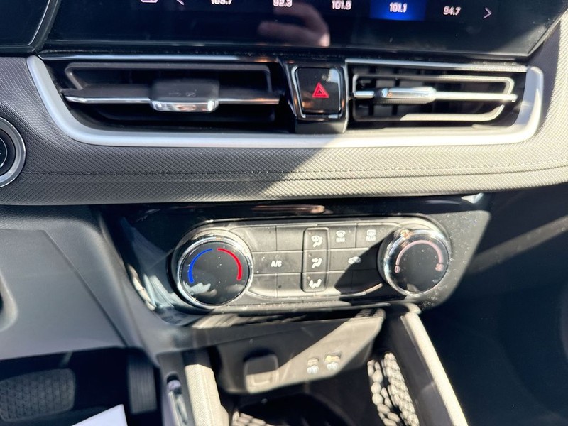 Chevrolet TrailBlazer Vehicle Full-screen Gallery Image 24