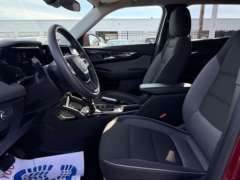 Chevrolet TrailBlazer Vehicle Full-screen Gallery Image 27