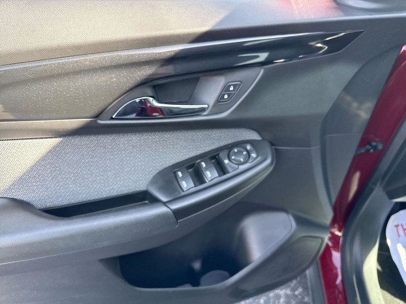 Chevrolet TrailBlazer Vehicle Full-screen Gallery Image 28