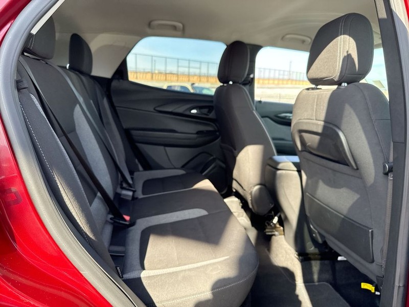 Chevrolet TrailBlazer Vehicle Full-screen Gallery Image 32