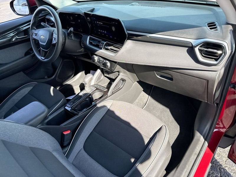 Chevrolet TrailBlazer Vehicle Full-screen Gallery Image 34