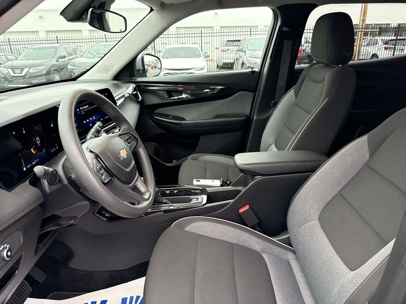 Chevrolet TrailBlazer Vehicle Full-screen Gallery Image 27