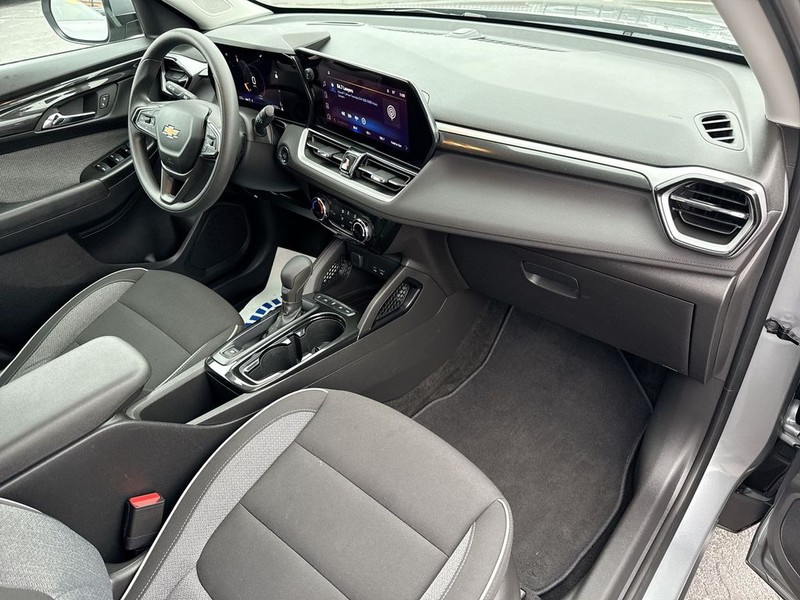 Chevrolet TrailBlazer Vehicle Full-screen Gallery Image 34