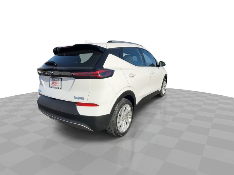 Chevrolet Bolt EUV Vehicle Full-screen Gallery Image 09