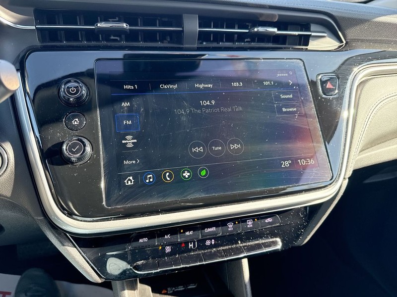 Chevrolet Bolt EUV Vehicle Full-screen Gallery Image 15