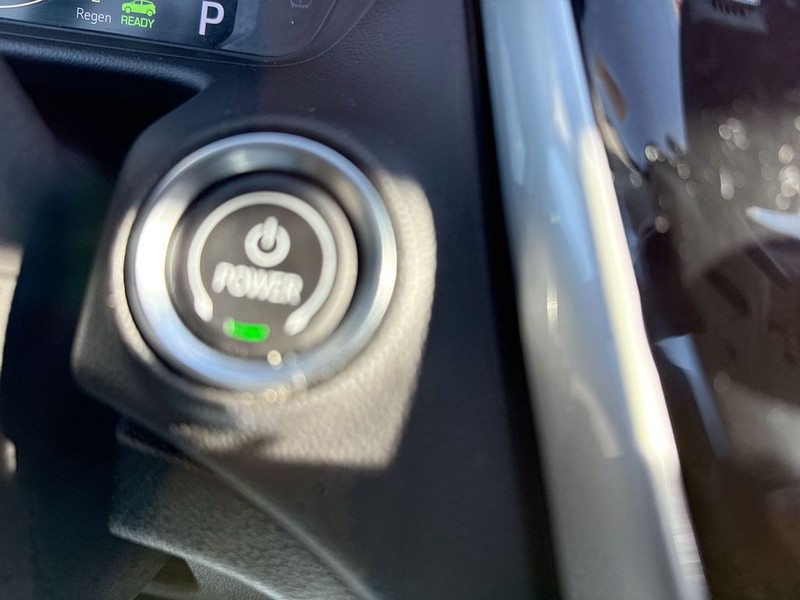 Chevrolet Bolt EUV Vehicle Full-screen Gallery Image 19