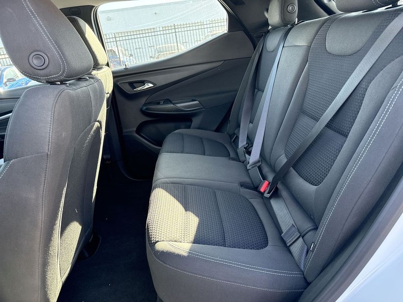 Chevrolet Bolt EUV Vehicle Full-screen Gallery Image 26