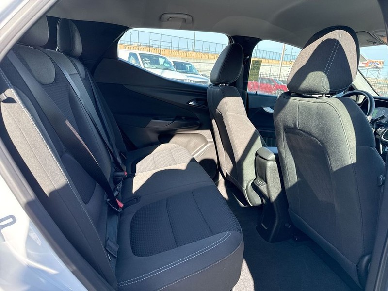 Chevrolet Bolt EUV Vehicle Full-screen Gallery Image 28