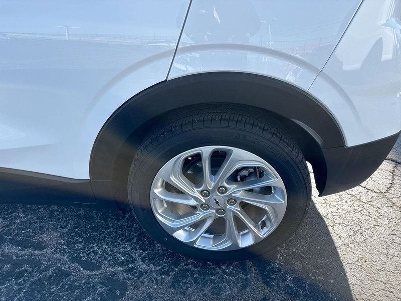 Chevrolet Bolt EUV Vehicle Full-screen Gallery Image 34