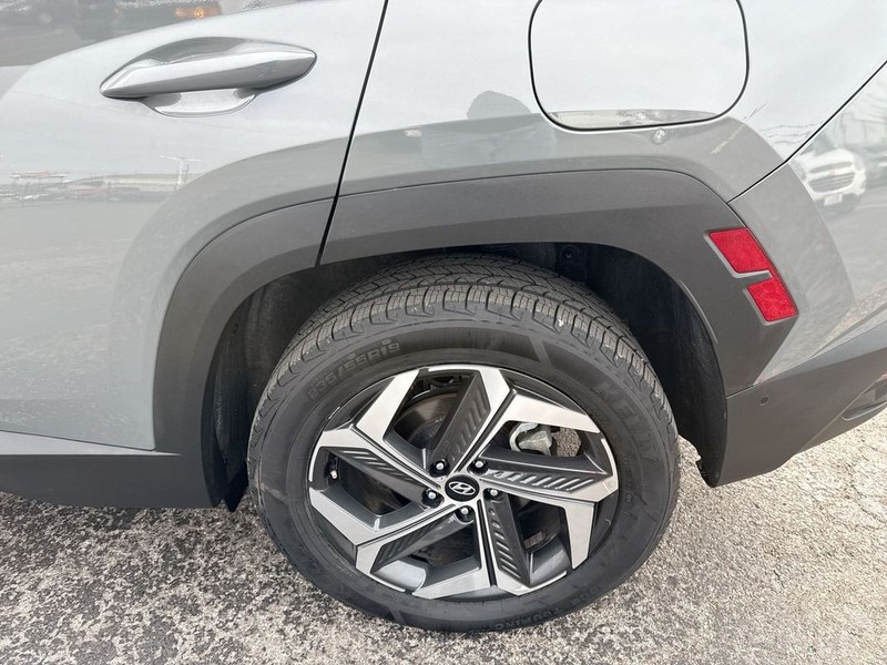 Hyundai Tucson Vehicle Full-screen Gallery Image 40