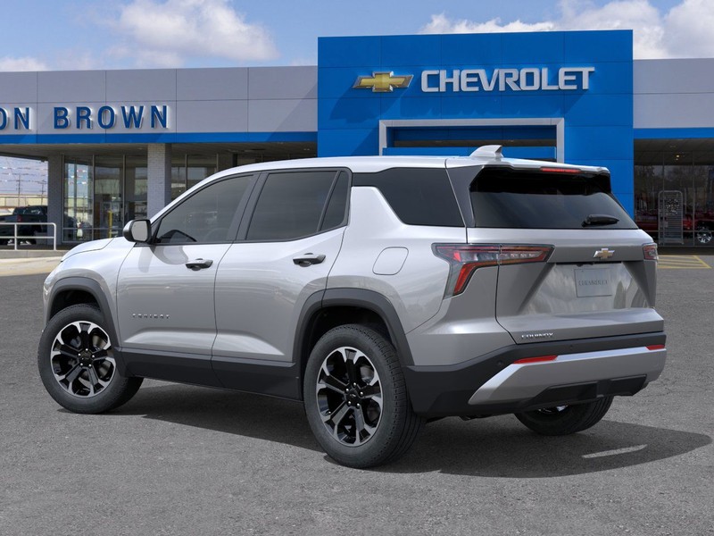 Chevrolet Equinox Vehicle Full-screen Gallery Image 3