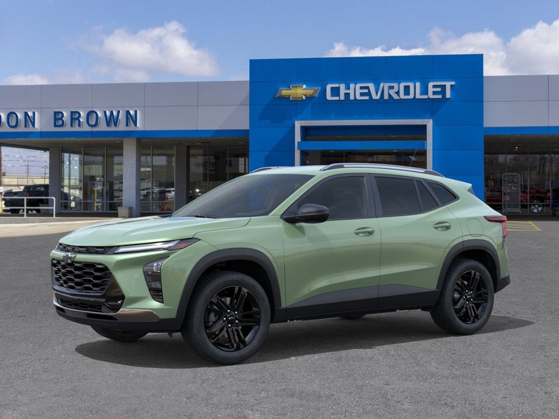 Chevrolet Trax Vehicle Full-screen Gallery Image 2