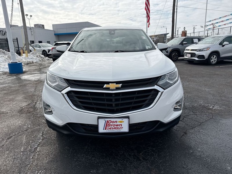 Chevrolet Equinox Vehicle Full-screen Gallery Image 35