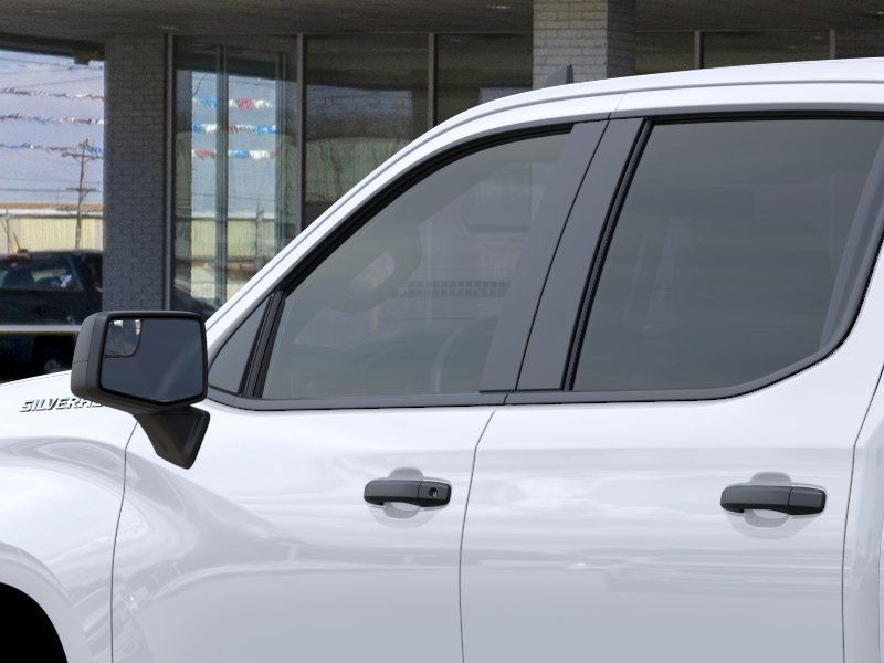 Chevrolet Silverado 1500 Vehicle Full-screen Gallery Image 12