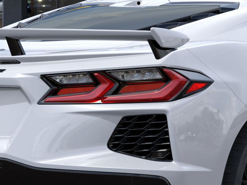 Chevrolet Corvette Stingray Vehicle Full-screen Gallery Image 11