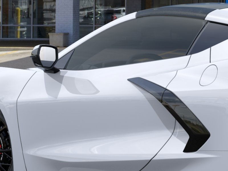 Chevrolet Corvette Stingray Vehicle Full-screen Gallery Image 12