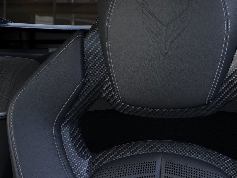 Chevrolet Corvette Stingray Vehicle Full-screen Gallery Image 21