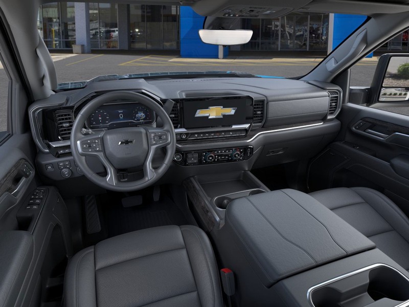 Chevrolet Silverado 2500 HD Vehicle Full-screen Gallery Image 15