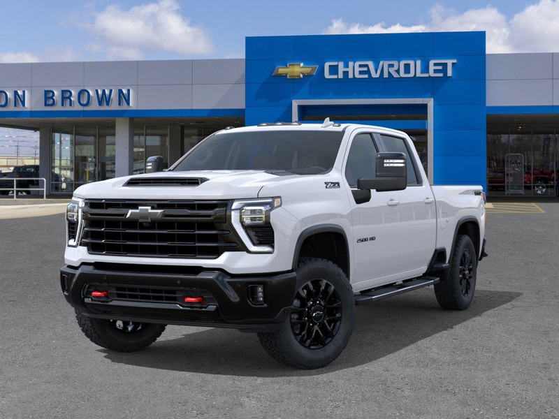 Chevrolet Silverado 2500 HD Vehicle Full-screen Gallery Image 6