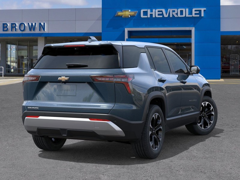 Chevrolet Equinox Vehicle Full-screen Gallery Image 4