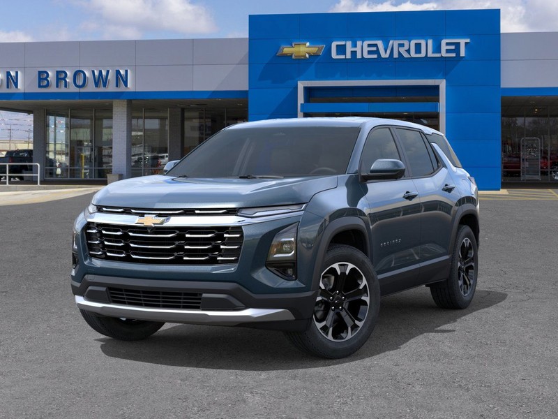 Chevrolet Equinox Vehicle Full-screen Gallery Image 6