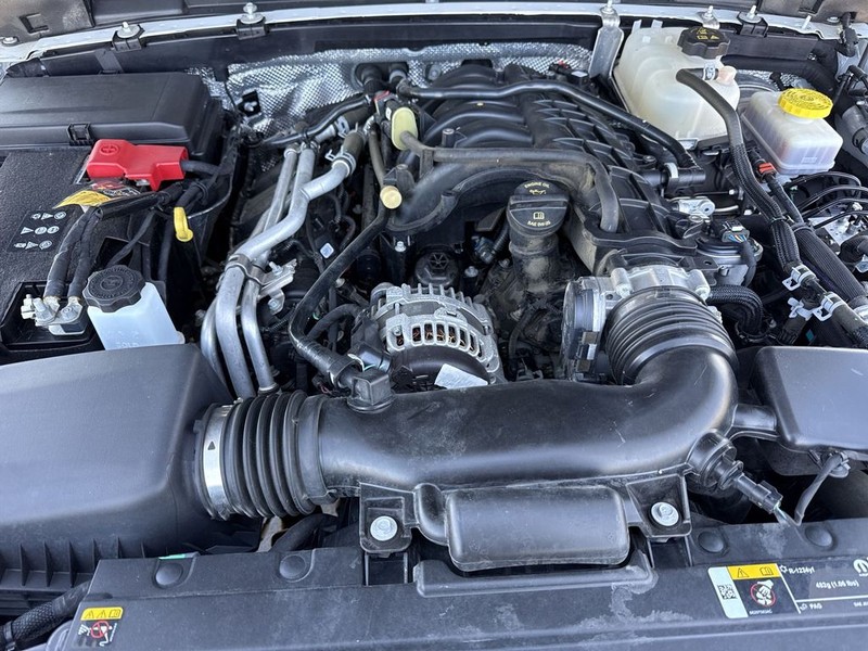 Jeep Wrangler Vehicle Full-screen Gallery Image 39