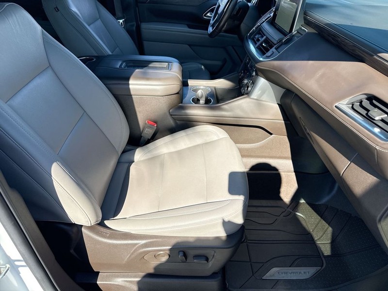 Chevrolet Tahoe Vehicle Full-screen Gallery Image 29