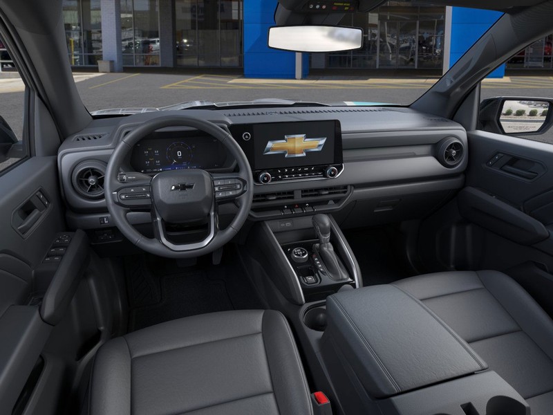 Chevrolet Colorado Vehicle Full-screen Gallery Image 15